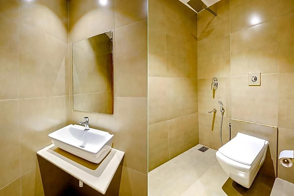 Hotel Fabhotel Azure - Nr. International Airport Mumbai