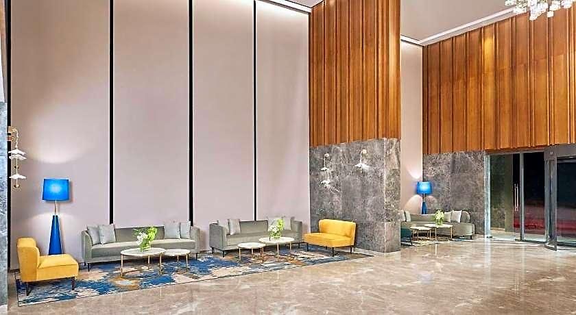 Hotel Novotel International Airport 5*