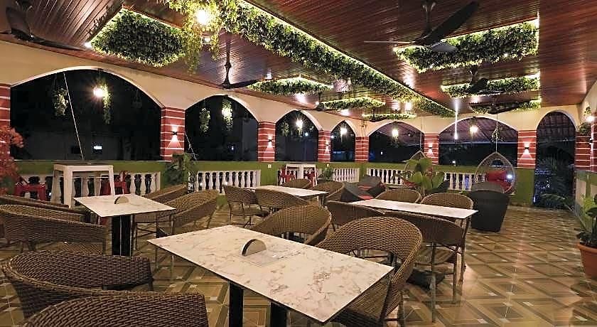 Hotel Collection O Palm Springs Mumbai