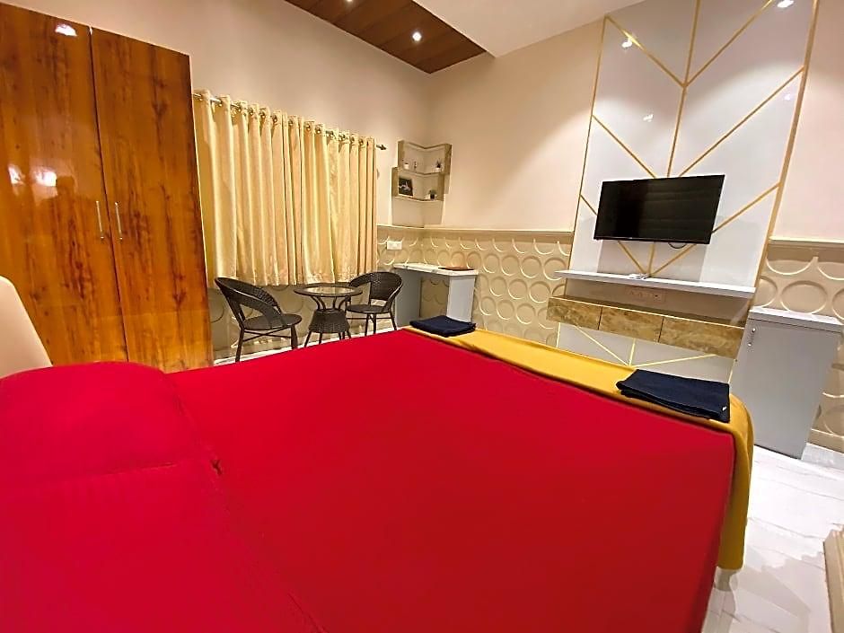 Collection O Palm Springs Hotel Mumbai