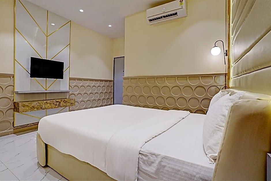 Collection O Palm Springs Hotel Mumbai