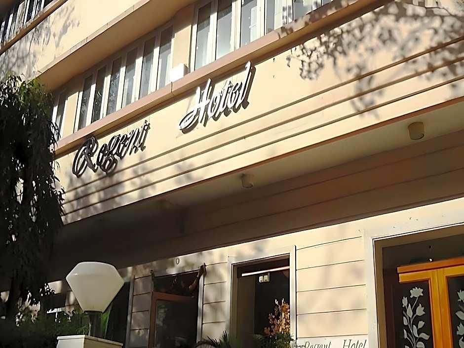 Regent Hotel 3*