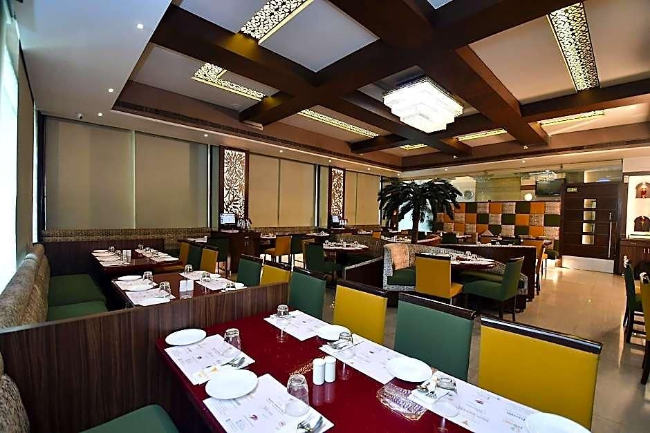 Hotel Vihang's 3*
