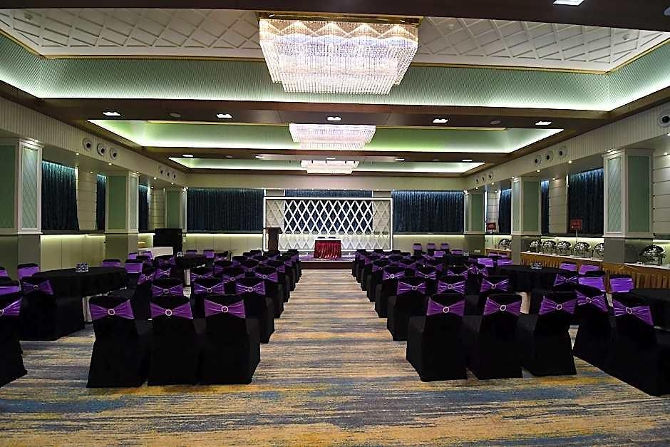 Vihang's Hotel