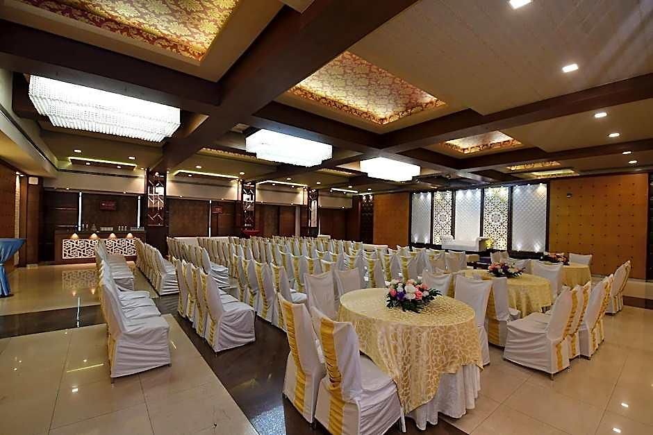 Vihang's 3* Mumbai