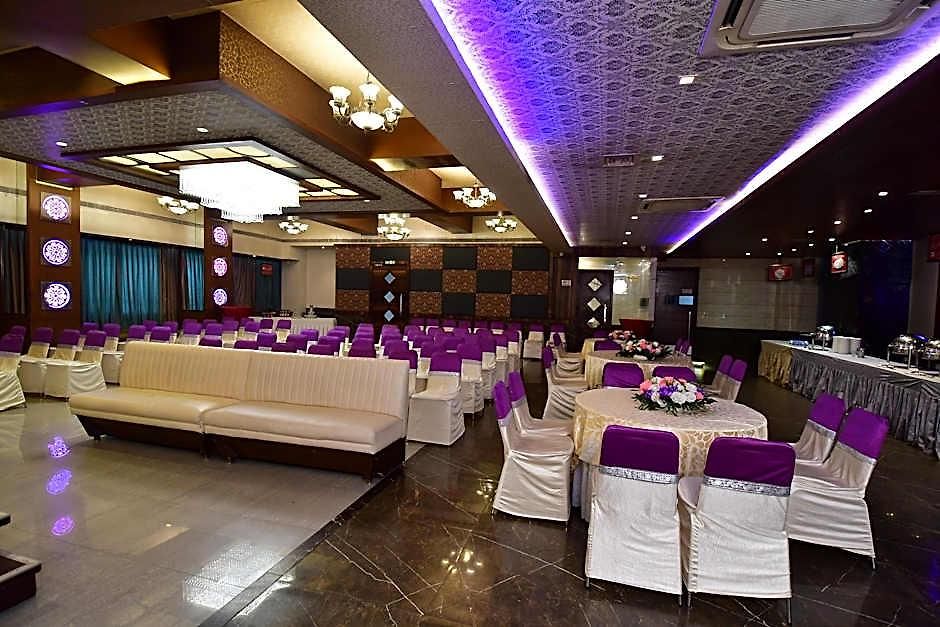 Vihang's 3* Mumbai