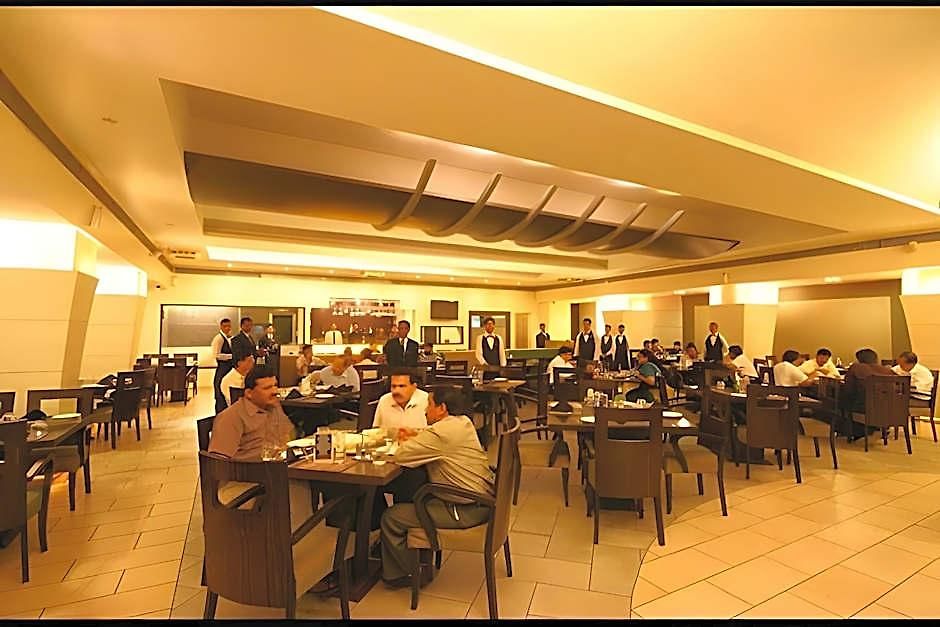 Hotel Dhiraj Mumbai