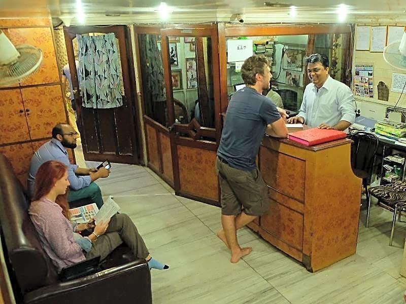 New India Hotel