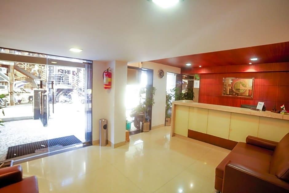 Hotel Lucky Bandra Hotel