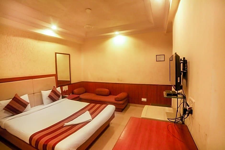 Hotel Hotel Lucky Bandra Mumbai