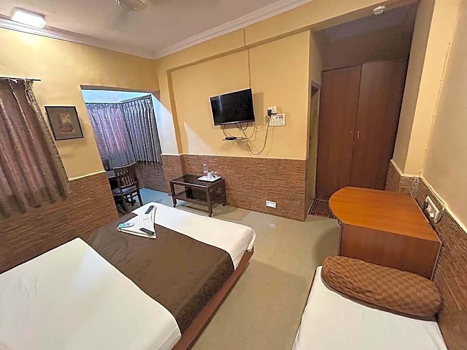Hotel Hotel Lucky Bandra Mumbai