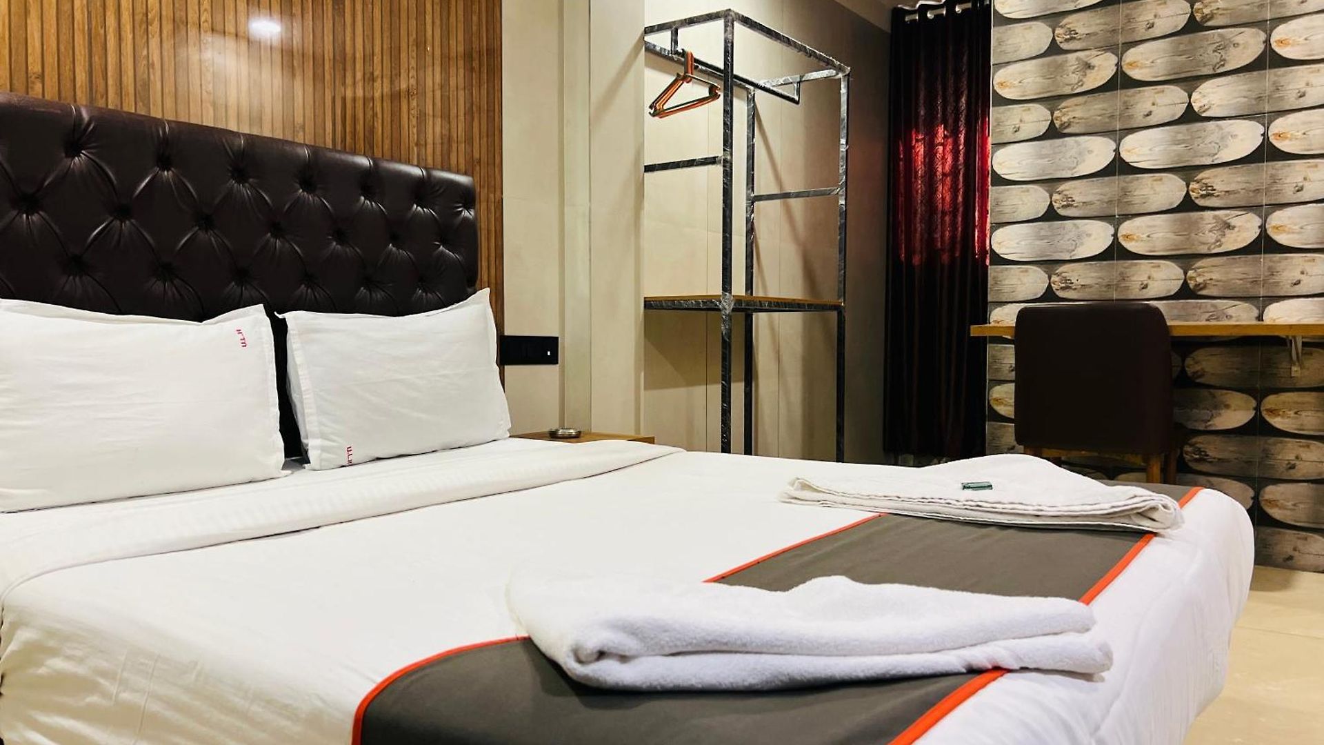 Guest house U Life Mumbai