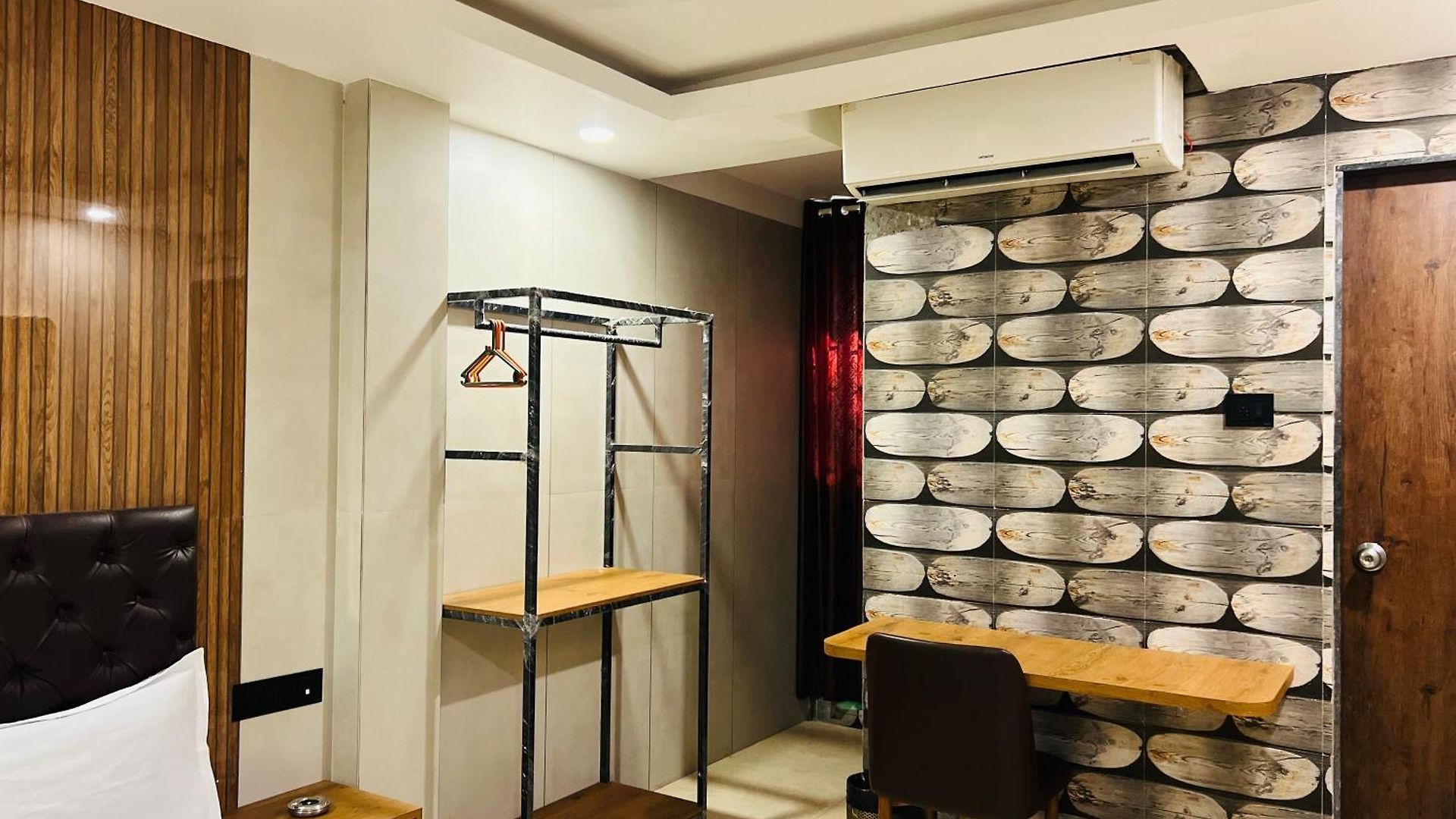 U Life Guest house 3*