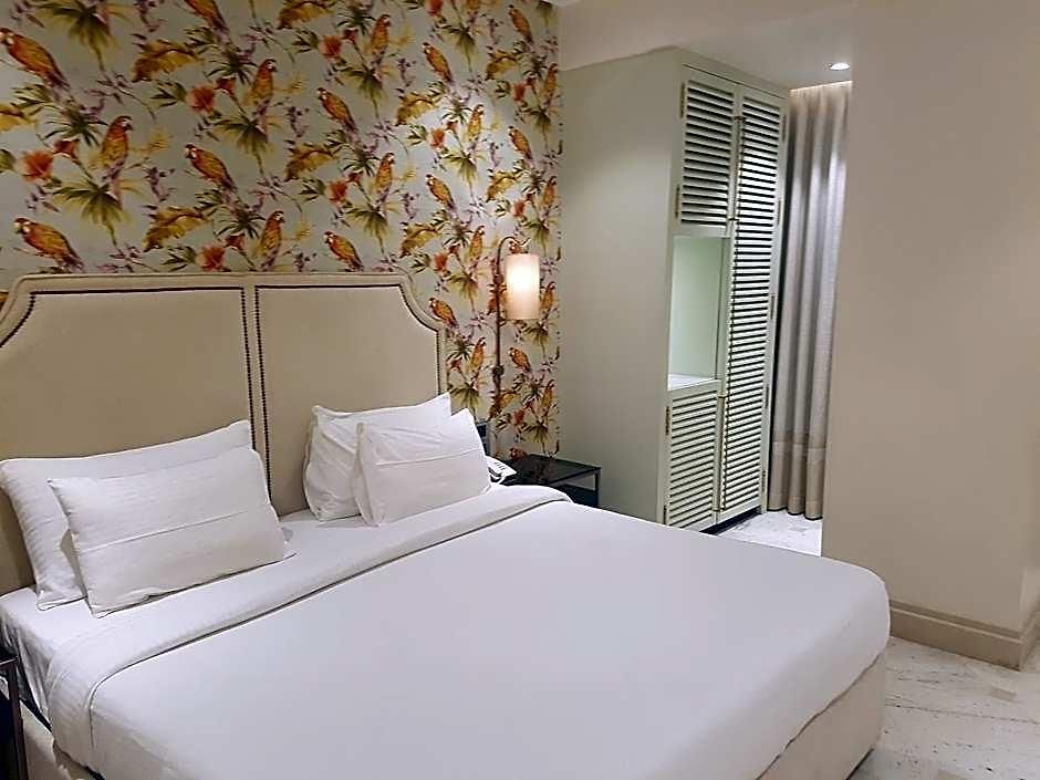 Harbour View Colaba Hotel 3*