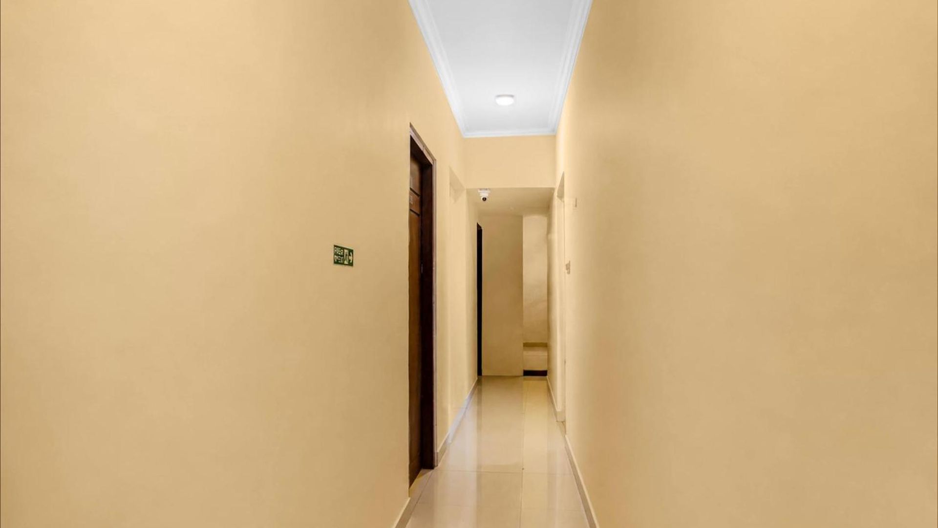Hotel Collection O Lokhandwala Andheri West Formerly Lalsai Residency
