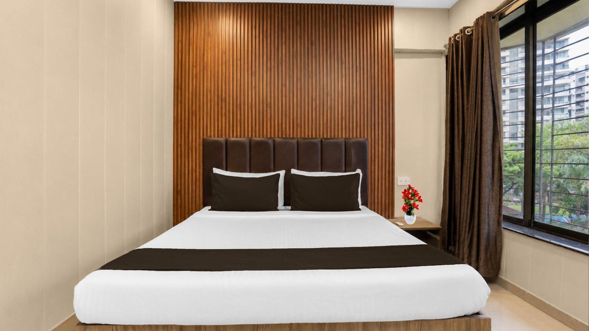 Hotel Collection O Lokhandwala Andheri West Formerly Lalsai Residency Mumbai