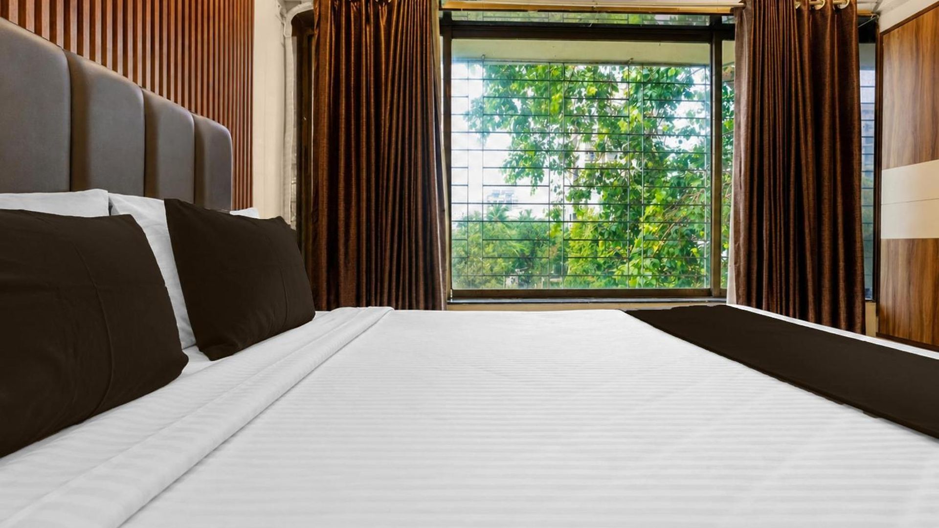 Collection O Lokhandwala Andheri West Formerly Lalsai Residency Hotel Mumbai