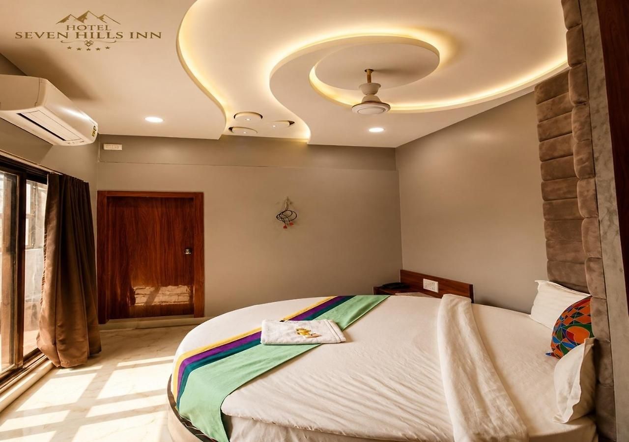 Guest house Glitz 7even Hills- Nr International Airport T2