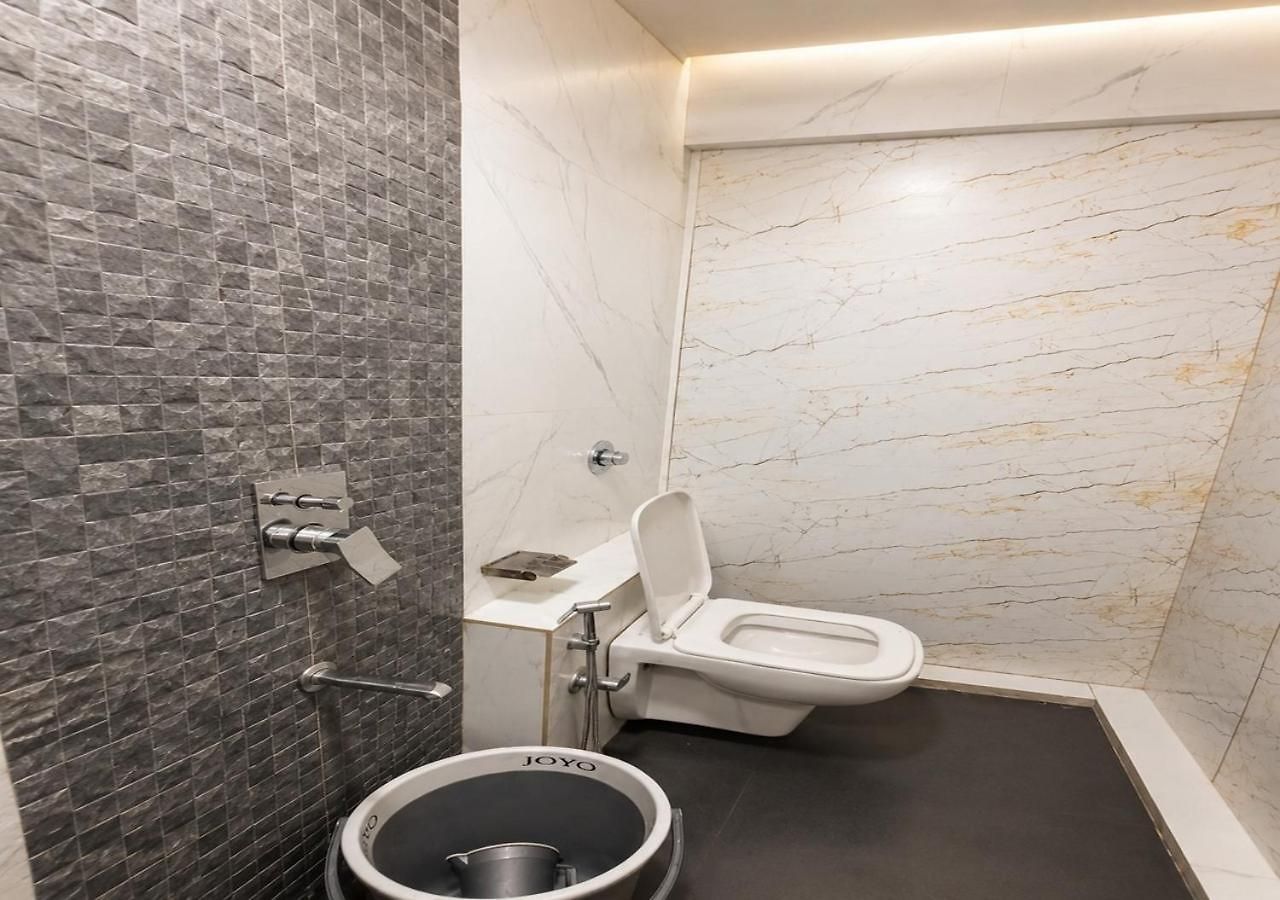 Glitz 7even Hills- Nr International Airport T2 Guest house *