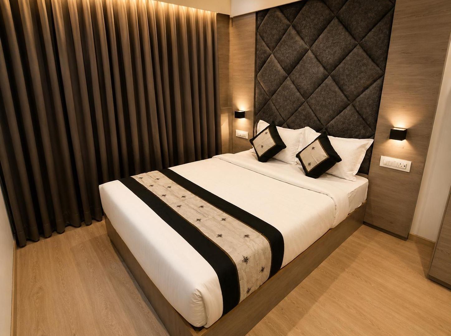 Hotel Beverly Palace Santacruz - Near Bkc - Near Mumbai Airport T1 - Unmarried Couples Not Allowed Hotel Mumbai
