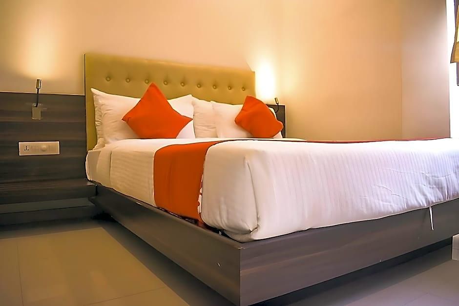 International Hotel 3*
