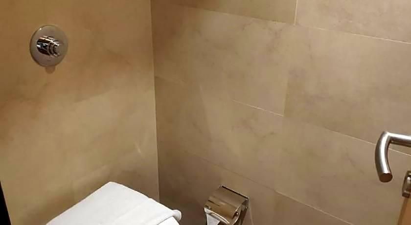Hotel Leafio 2*