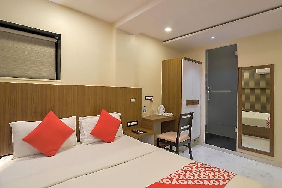 Qubestay Airport Capsule & Capsule hotel