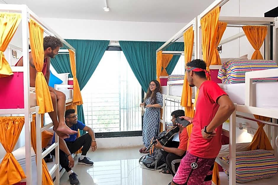 Gostops Lite Hostel *