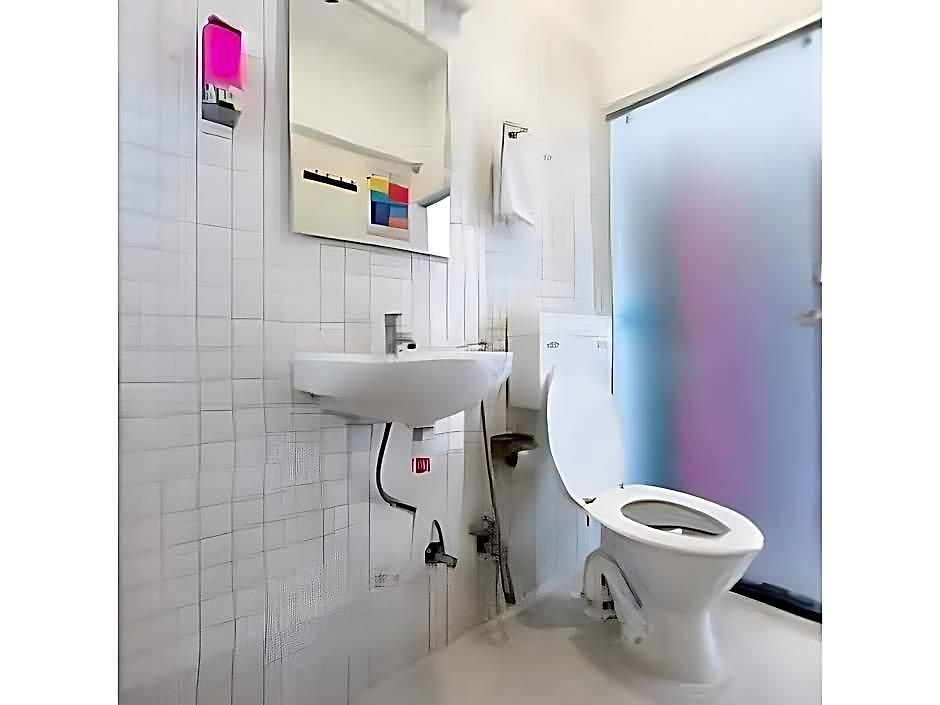 Gostops Lite Hostel Mumbai