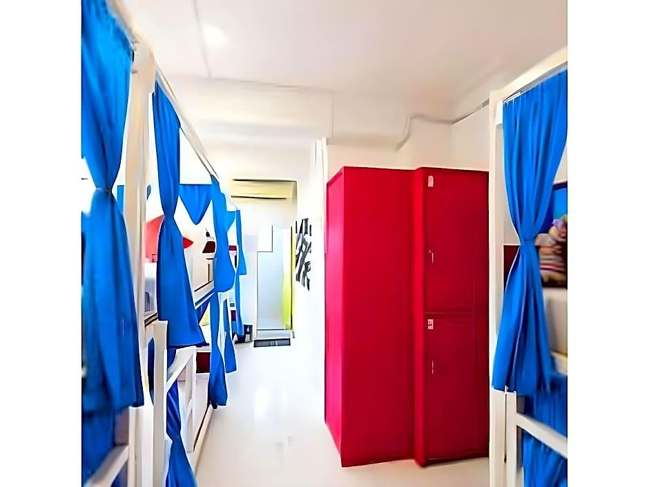 Gostops Lite Hostel Mumbai