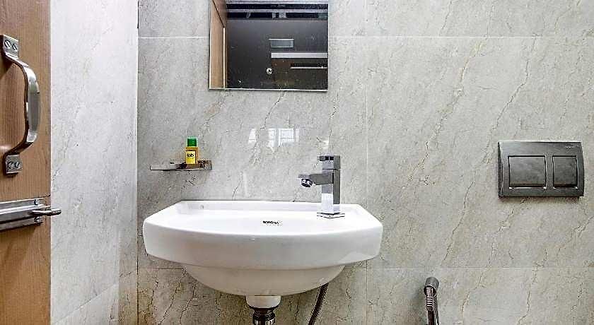 Fabhotel Silver Hotel Mumbai