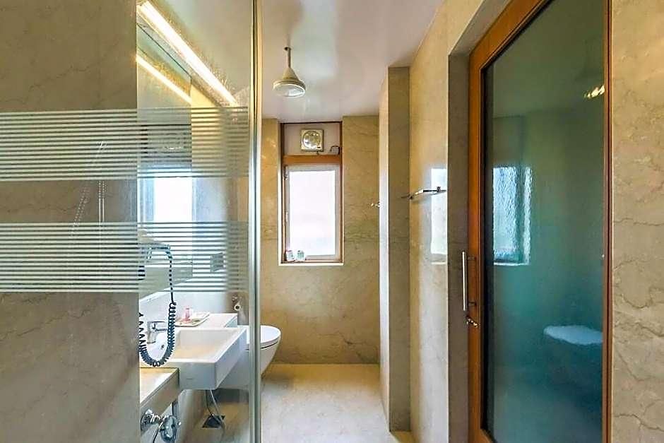 Astoria 4* Mumbai
