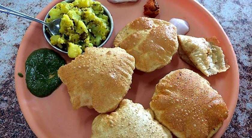 Hotel O Golden Nest Near Chhatrapati Shivaji International Airport 3*