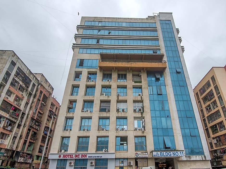 Oyo 22039 Bkc Grand Hotel Mumbai