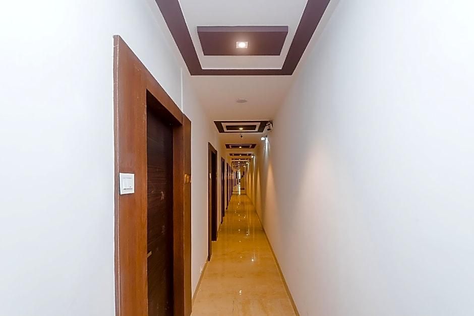 Hotel Fabexpress Embassy - Nr Bkc