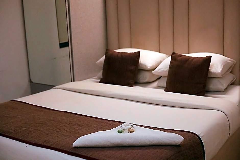 Hotel Samraj