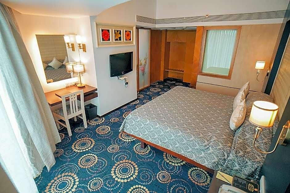 Fabhotel Adore 3* Mumbai