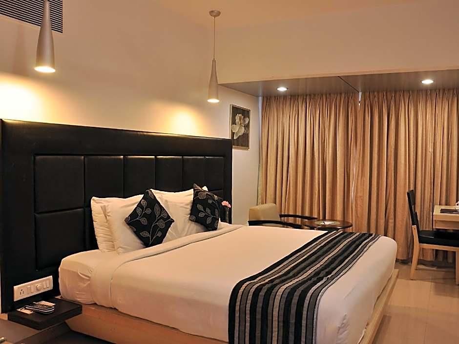 The Oriental Residency Hotel