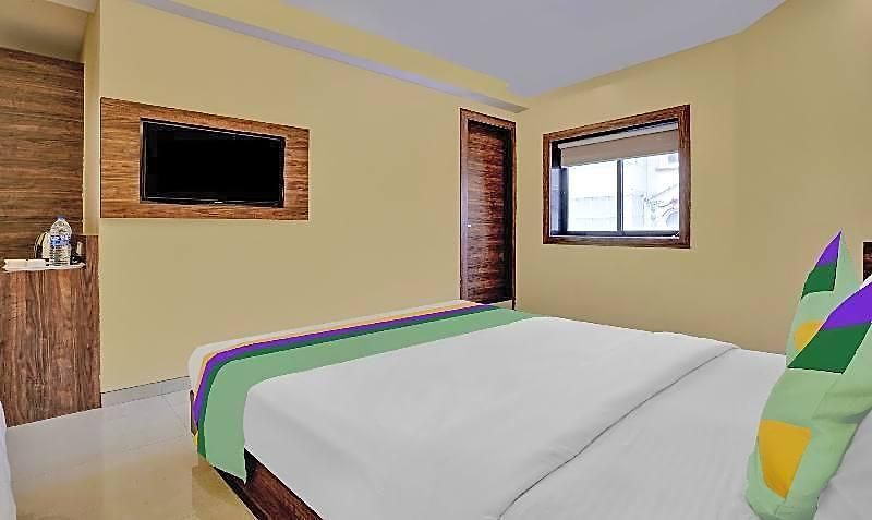 Itsy Elegant Hotel