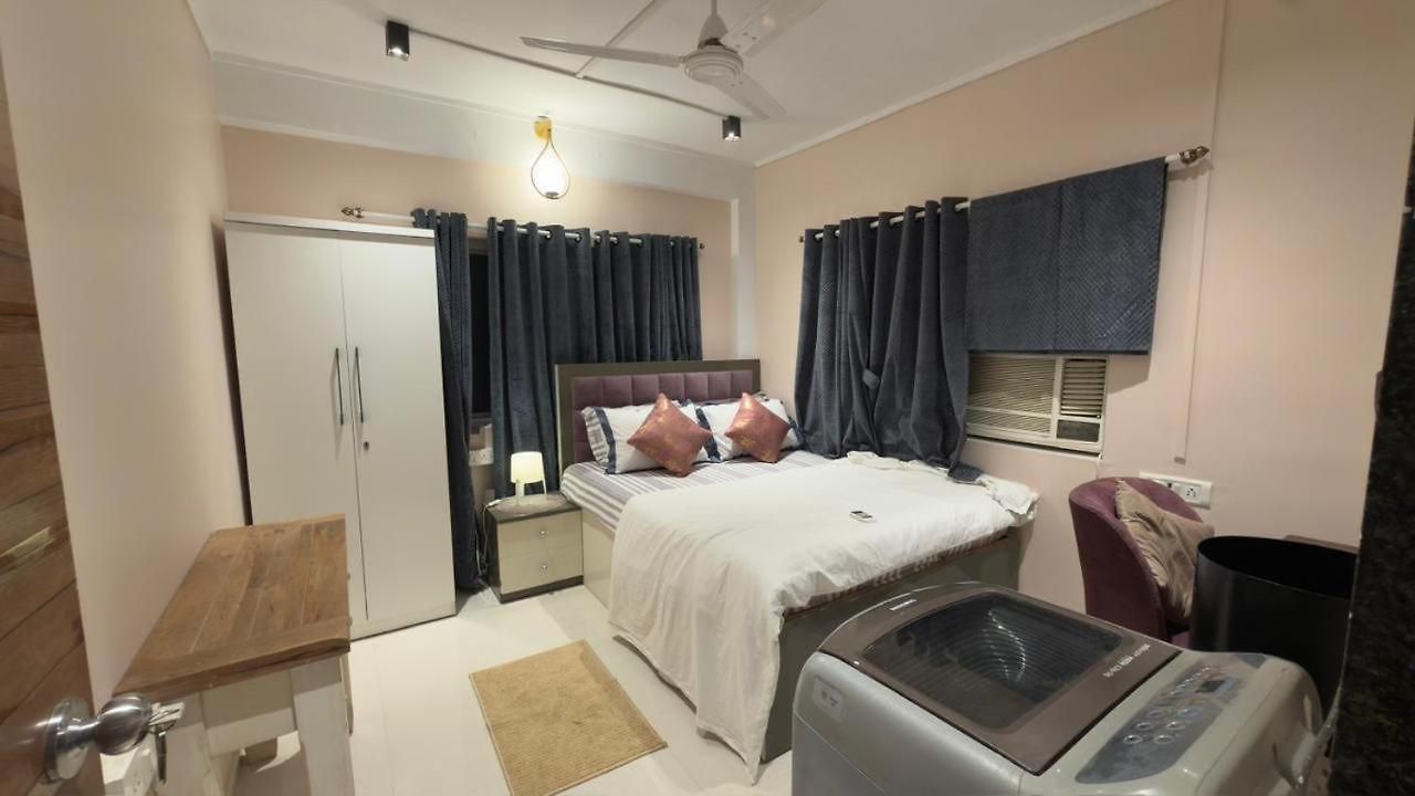 Seabird -1 Bhk Ground Floor-carter Rd- Bandra West Apartment Mumbai