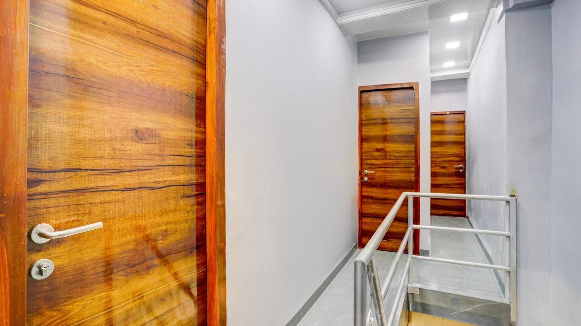 O By Oyo Mm Residency Hotel