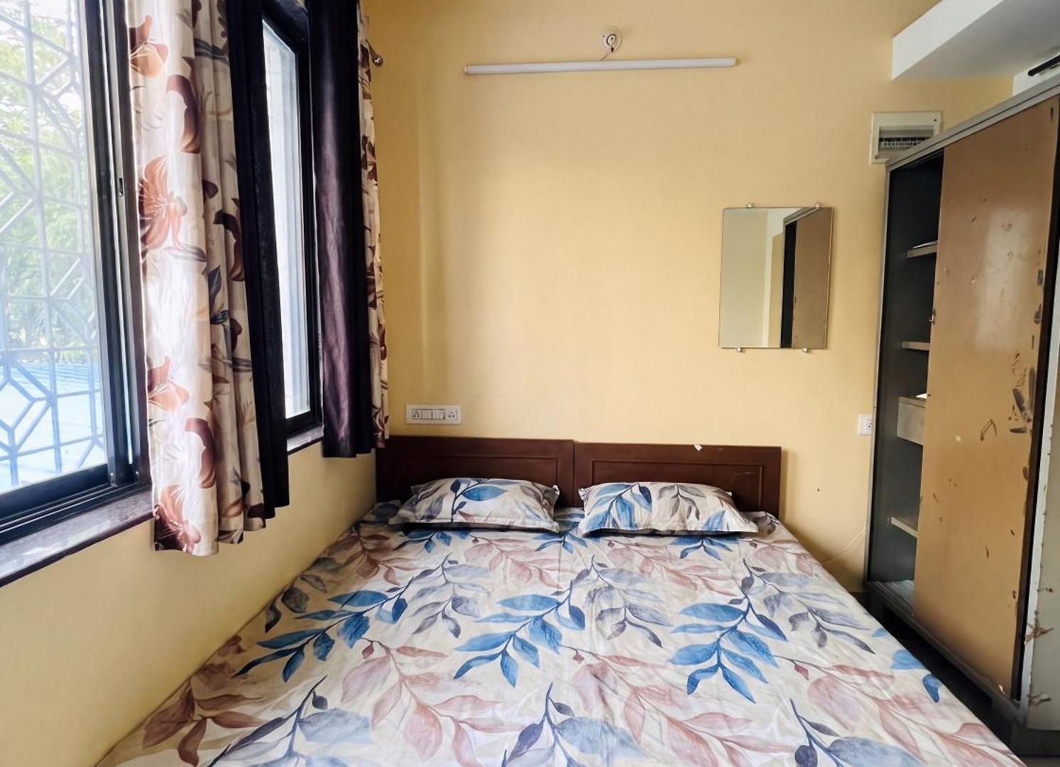 Tranquil-salona-guest-house-charkop * Mumbai