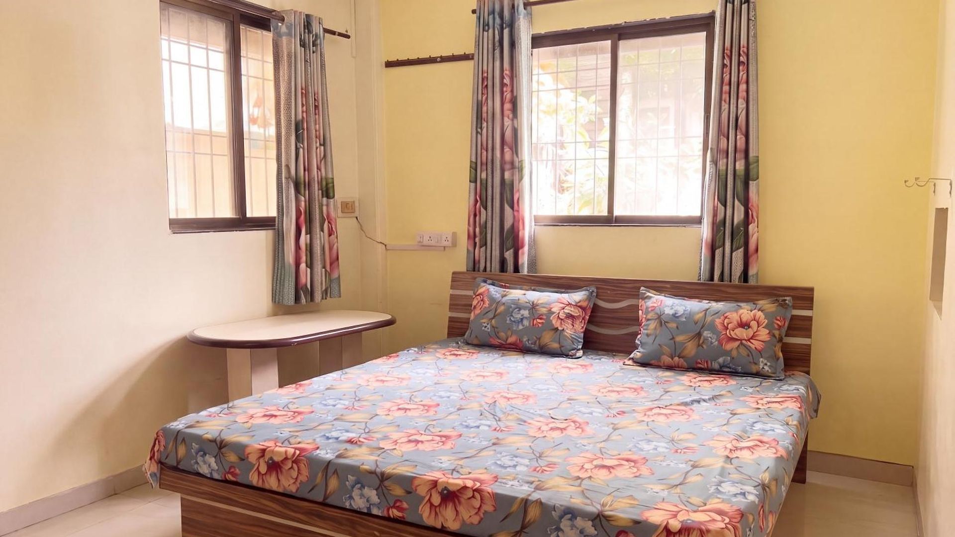 Tranquil-salona-guest-house-charkop Mumbai