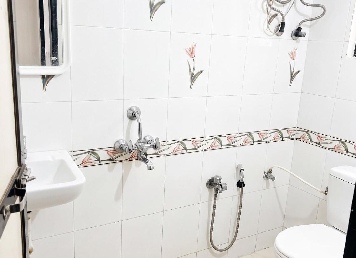 Apartment Tranquil-salona-guest-house-charkop