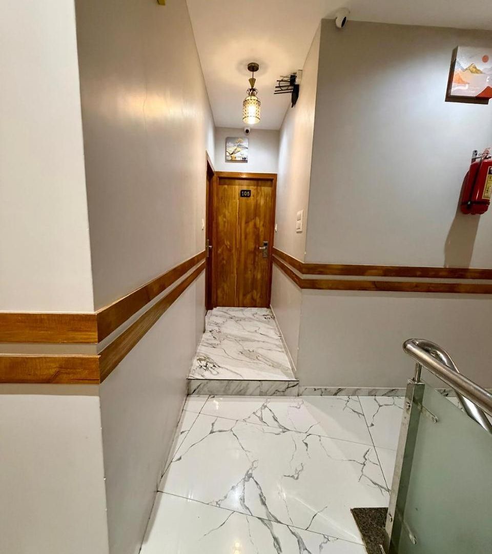 Classy Comfort Malad Near Dna Hospital Mumbai
