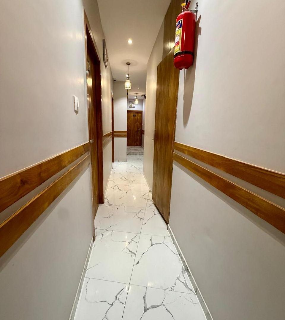 Hotel Classy Comfort Malad Near Dna Hospital Mumbai