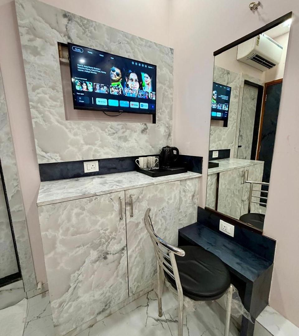 Classy Comfort Malad Near Dna Hospital 2* Mumbai