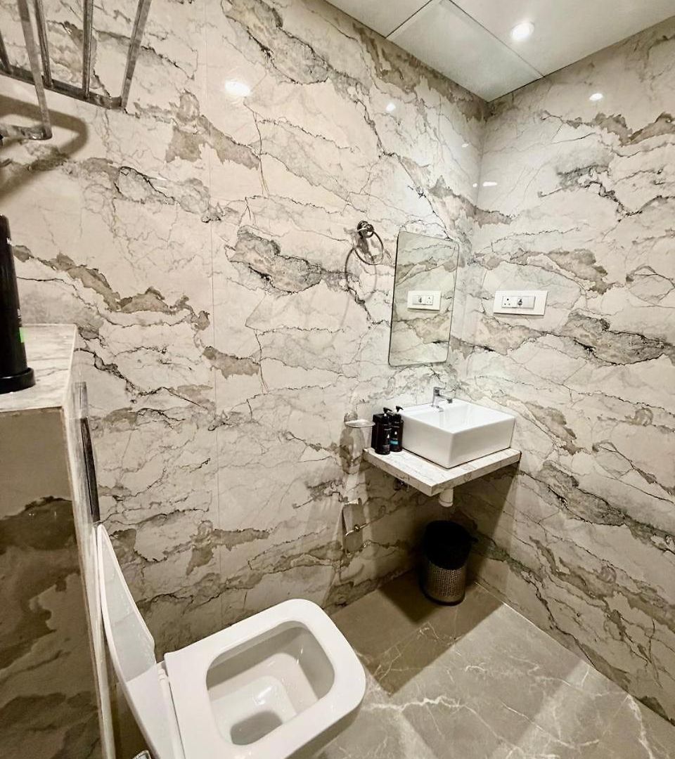 Classy Comfort Malad Near Dna Hospital Mumbai