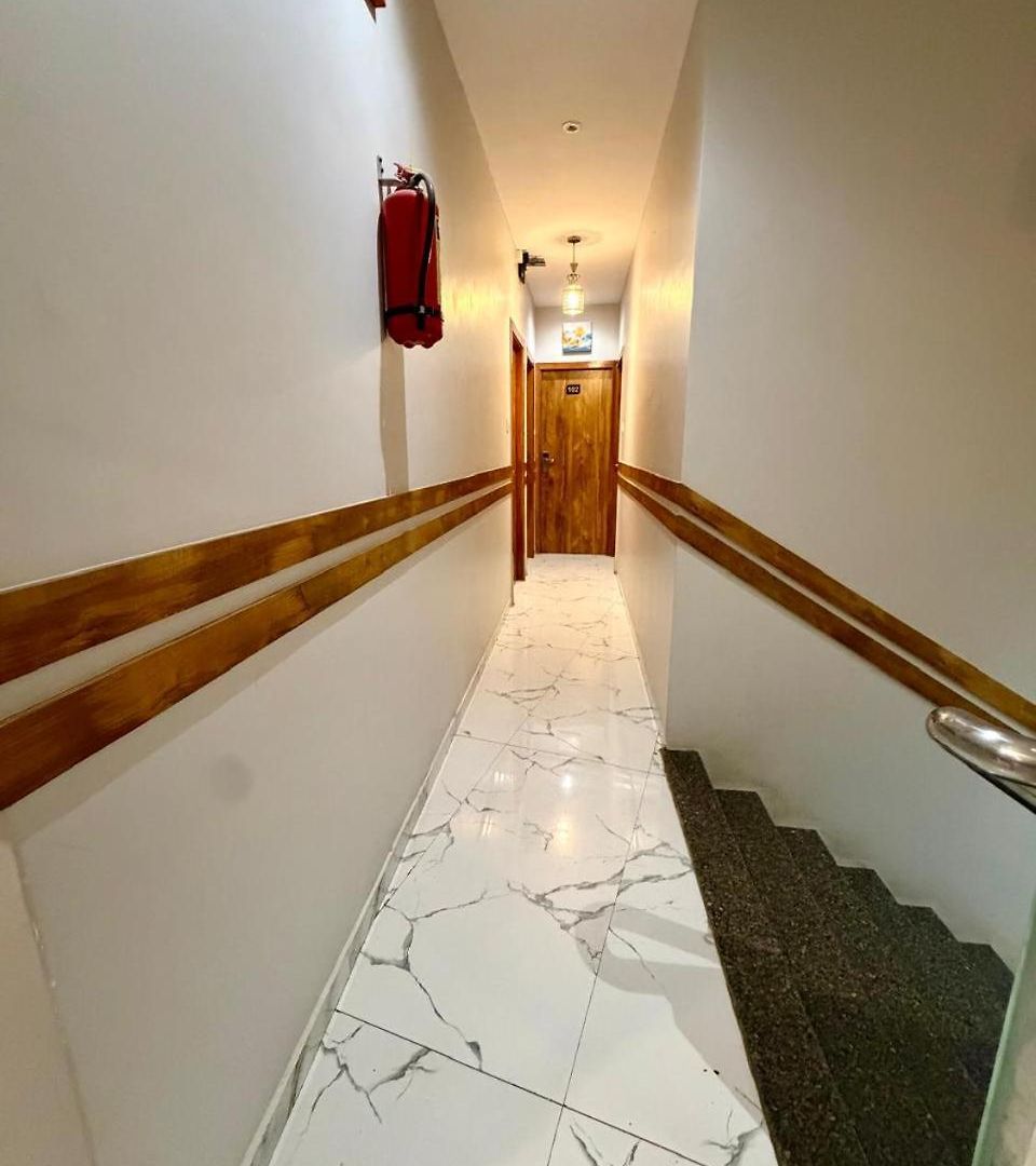 Hotel Classy Comfort Malad Near Dna Hospital 2*