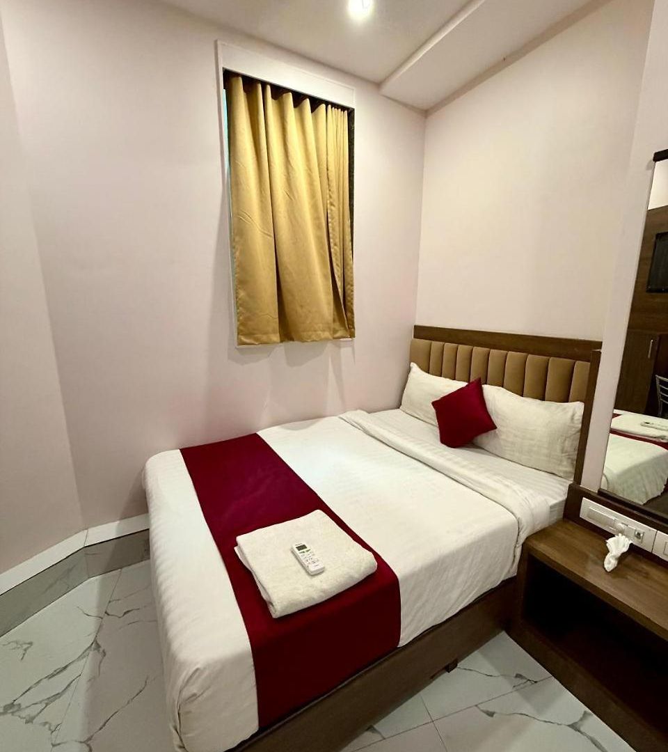 Classy Comfort Malad Near Dna Hospital 2* Mumbai